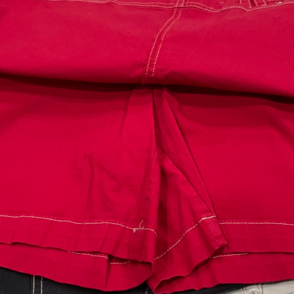 KAREN KS SCOTT three 3️⃣ shots khaki, black and red skirts size 6 - Picture 9 of 12